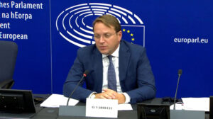 المفوضية الأوروبية تهاجم سياسة صربيا في مواجهة جرائم الحرب