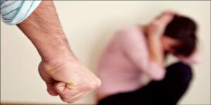 الضرب ضد النساء.. آفة يرفضها الدين وممارسة تنتهي بقتل الأبرياء